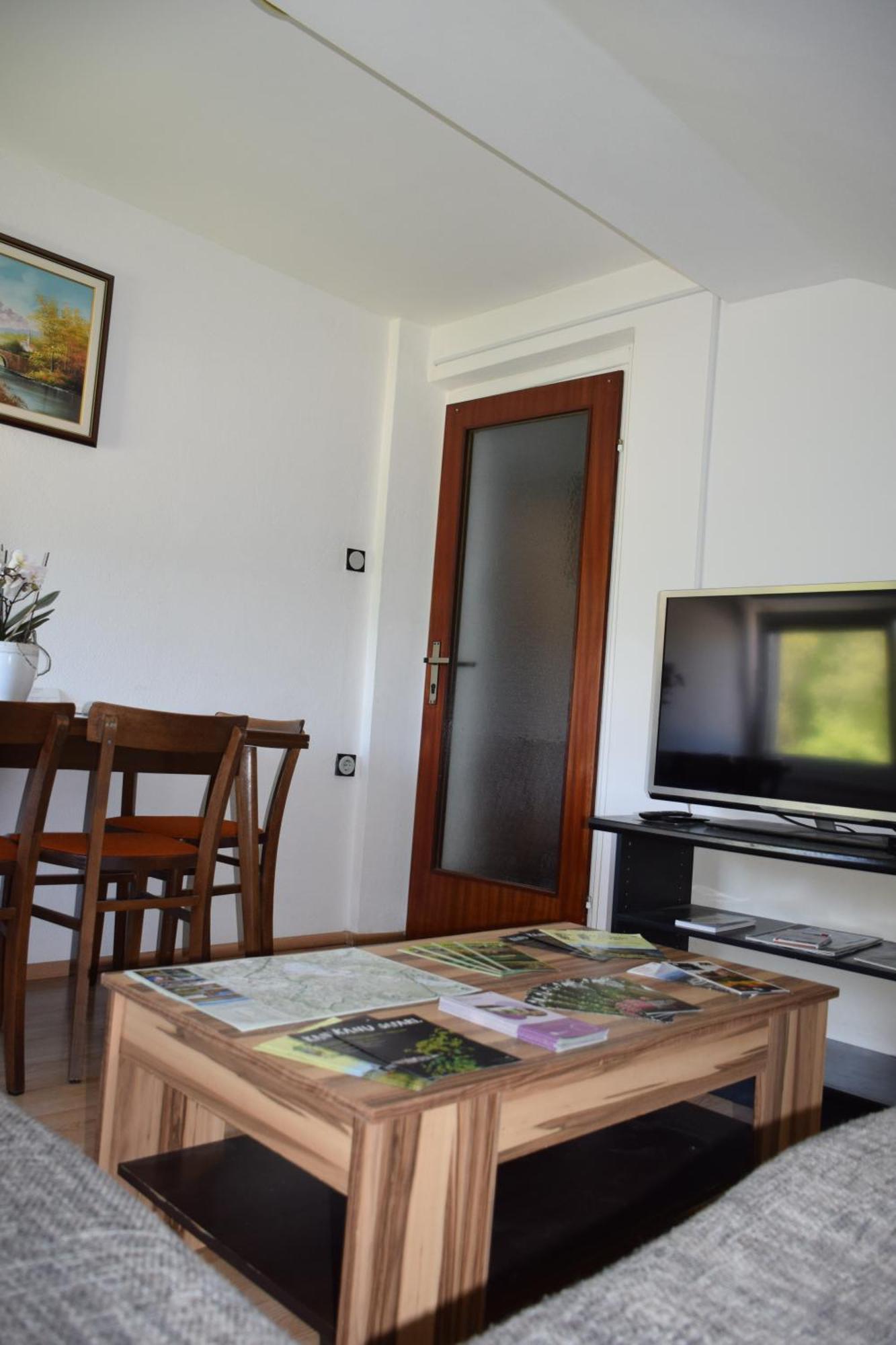 Apartma Narava Begunje pri Cerknici Quarto foto